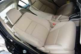 2016款本田凌派1.8L