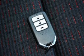 2016款本田凌派1.8L