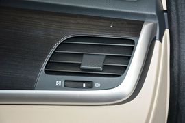 2016款本田凌派1.8L