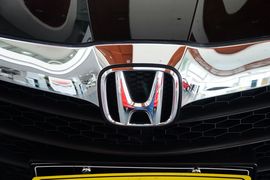 2016款本田凌派1.8L