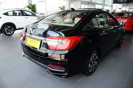 2016款本田凌派1.8L
