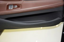 2016款宝马740Li领先型