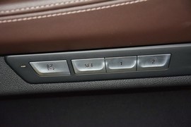 2016款宝马740Li领先型