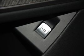2016款宝马740Li领先型