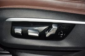 2016款宝马740Li领先型