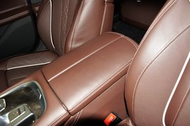 2016款宝马740Li领先型