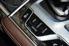 2016款宝马740Li领先型