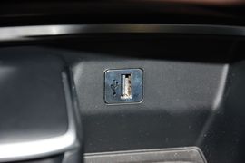 2016款宝马740Li领先型