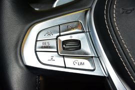 2016款宝马740Li领先型