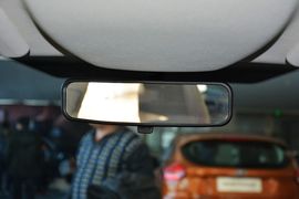 2015款福特福克斯三厢1.6L手动舒适型