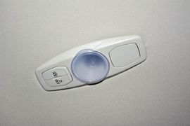2015款福特福克斯三厢1.6L手动舒适型