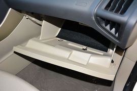 2015款福特福克斯三厢1.6L手动舒适型