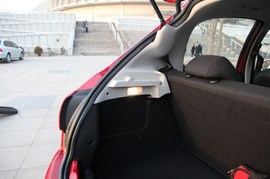 2010款东风雪铁龙C2