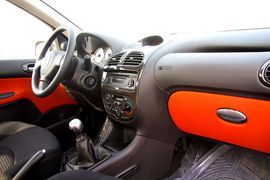 2010款东风雪铁龙C2