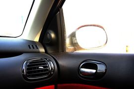 2010款东风雪铁龙C2