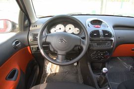 2010款东风雪铁龙C2