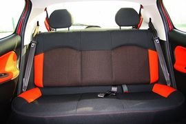 2010款东风雪铁龙C2