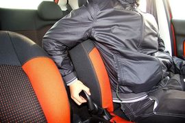 2010款东风雪铁龙C2