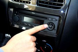 2010款东风雪铁龙C2