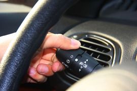 2010款东风雪铁龙C2