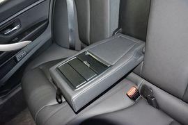 2016款宝马320Li豪华设计套装