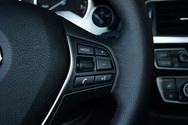 2016款宝马320Li豪华设计套装