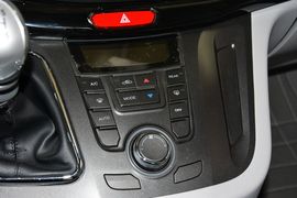 2014款江淮瑞风M5