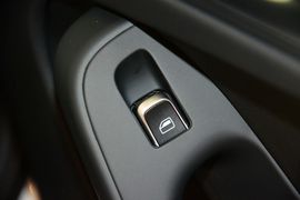 2016款奥迪A4L