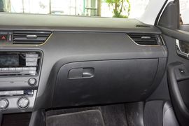 2016款斯柯达明锐1.6L自动智行版