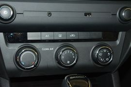 2016款斯柯达明锐1.6L自动智行版