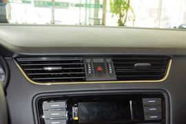 2016款斯柯达明锐1.6L自动智行版