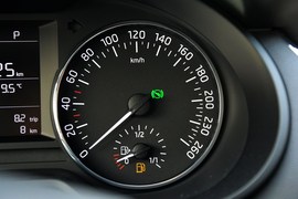 2016款斯柯达明锐1.6L自动智行版