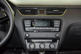 2016款斯柯达明锐1.6L自动智行版