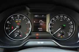 2016款斯柯达明锐1.6L自动智行版