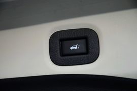 2015款日产奇骏2.5L