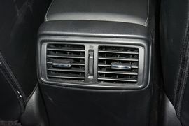 2015款日产奇骏2.5L
