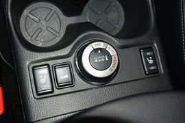 2015款日产奇骏2.5L
