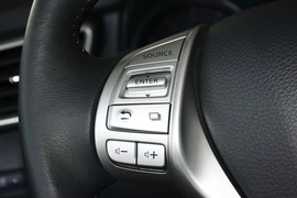 2015款日产奇骏2.5L