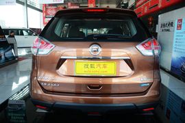 2015款日产奇骏2.5L