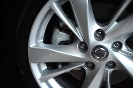 2014款日产天籁2.0L