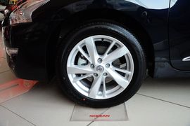 2014款日产天籁2.0L