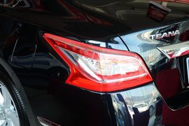 2014款日产天籁2.0L