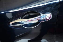 2014款日产天籁2.0L