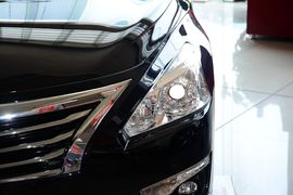 2014款日产天籁2.0L