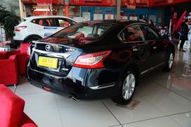 2014款日产天籁2.0L