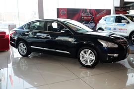 2014款日产天籁2.0L