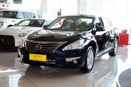 2014款日产天籁2.0L