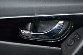 2016款日产逍客2.0L