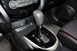 2016款日产逍客2.0L