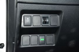 2016款日产逍客2.0L